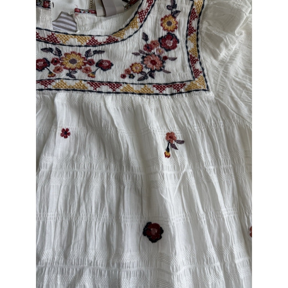 Floral Embroidered White Blouse Lightweight Size Small - Picture 10 of 10